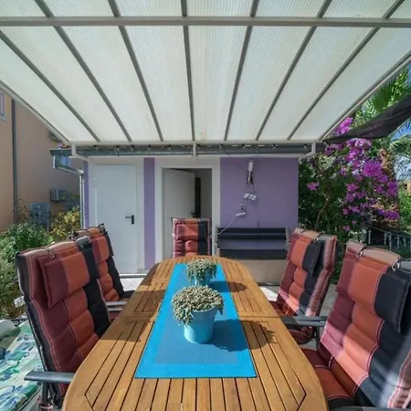 Apartment Milka Vodice