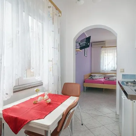 Milka Appartamento Vodice