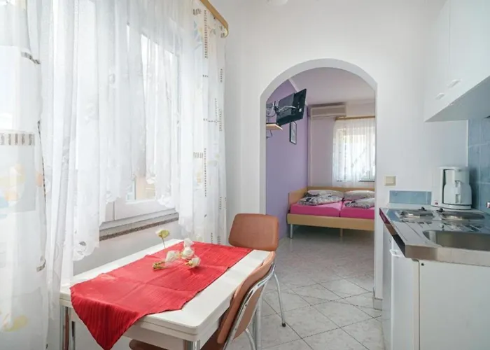 Milka Apartman Vodice